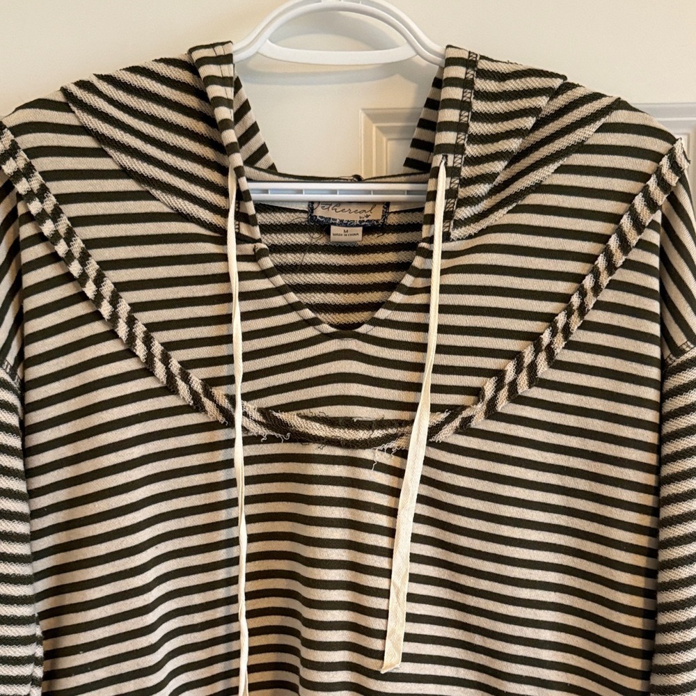 Ethereal boho Green & Beige Striped Hoodie Distressed V-Neck Pockets Size Medium - Picture 3 of 8